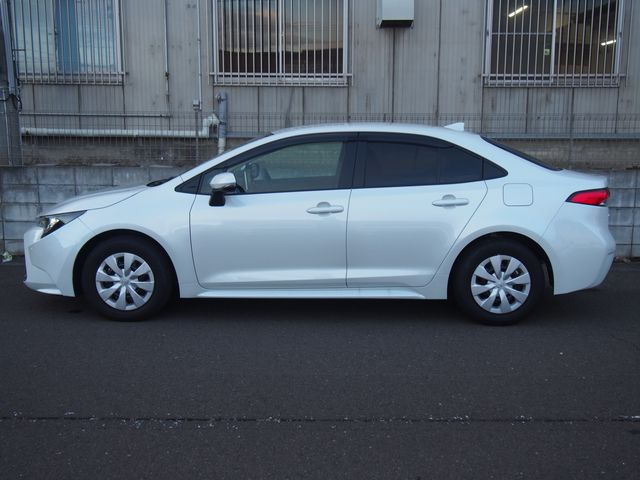 TOYOTA COROLLA sedan 2022