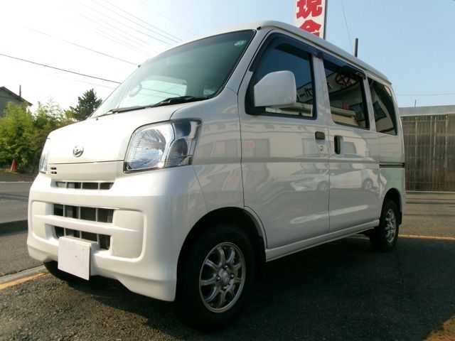 DAIHATSU HIJET CARGO 4WD 2014