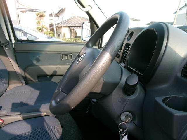 DAIHATSU HIJET CARGO 4WD 2014