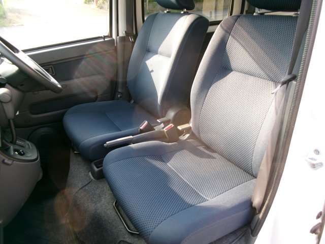 DAIHATSU HIJET CARGO 4WD 2014