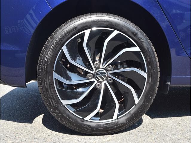 VOLKSWAGEN VOLKSWAGEN GOLF 2023