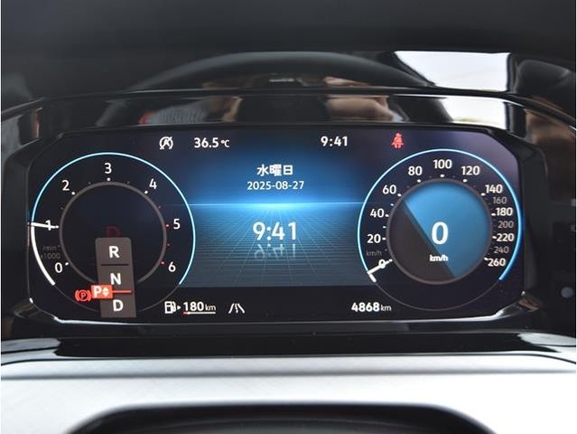 VOLKSWAGEN VOLKSWAGEN GOLF 2023