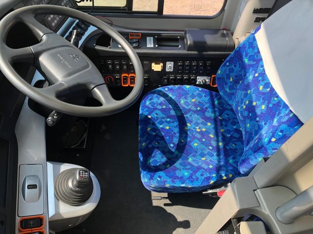 MITSUBISHI FUSOU AERO ACE 2016