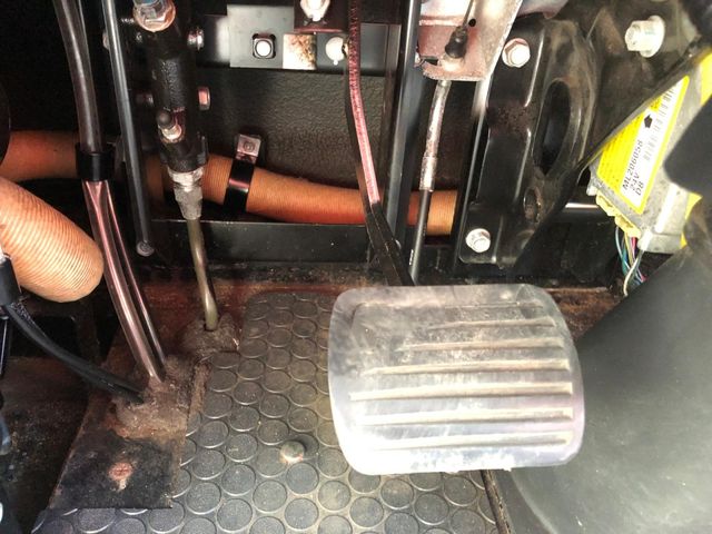 MITSUBISHI FUSOU AERO ACE 2016