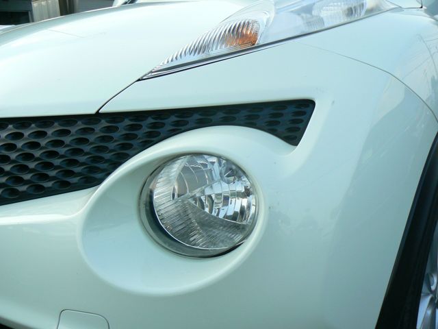 NISSAN JUKE 2011
