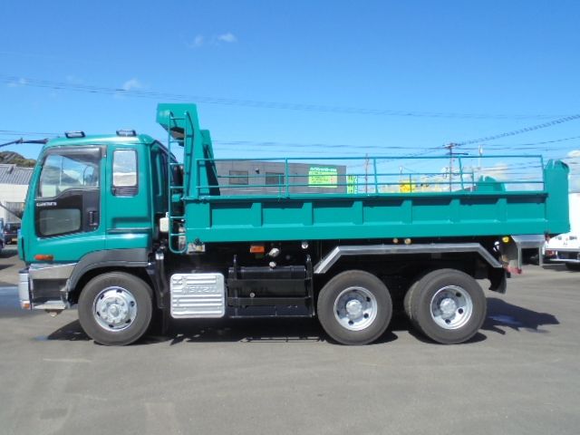 ISUZU GIGA 2006
