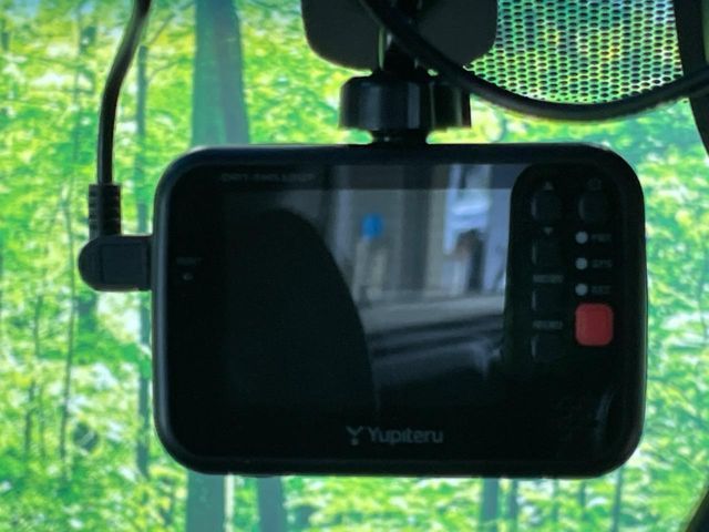 HONDA VEZEL HYBRID 2014