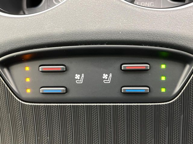 TOYOTA HARRIER 2WD 2022