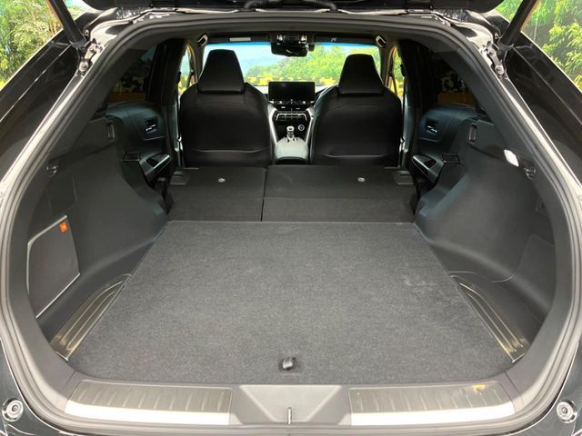 TOYOTA HARRIER 2WD 2022