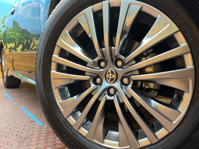 TOYOTA HARRIER 2WD 2022