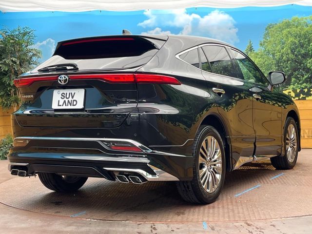 TOYOTA HARRIER 2WD 2022