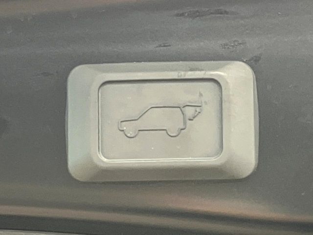 TOYOTA RAV4 HYBRID 4WD 2022