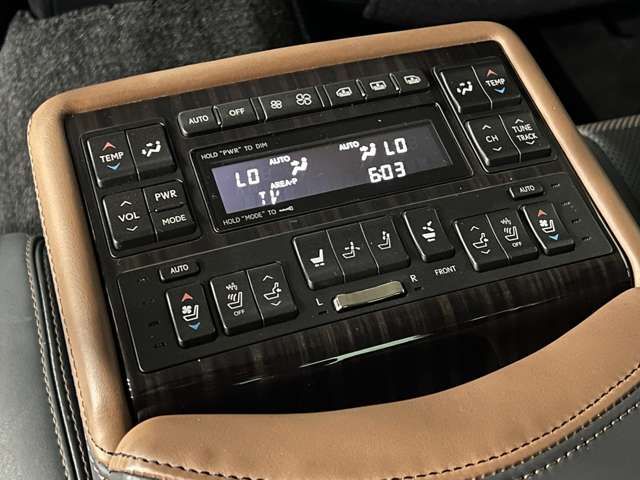 TOYOTA LEXUS LS600h 2012