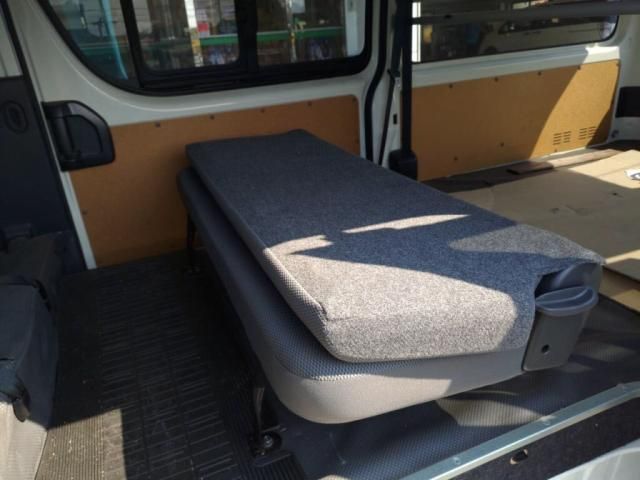 TOYOTA HIACE van 2WD 2019