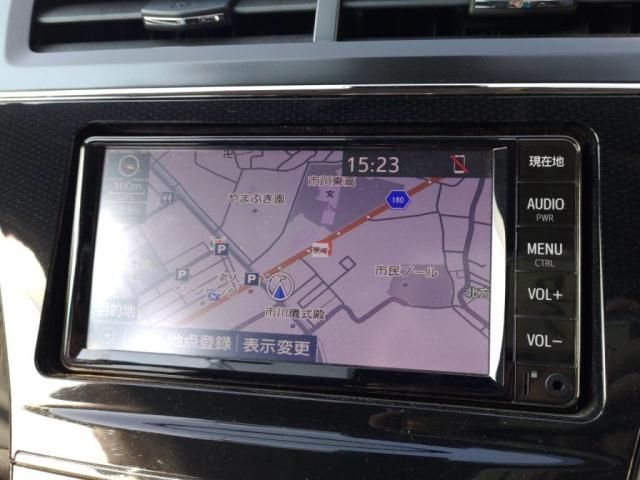 TOYOTA PRIUS Alpha 2021