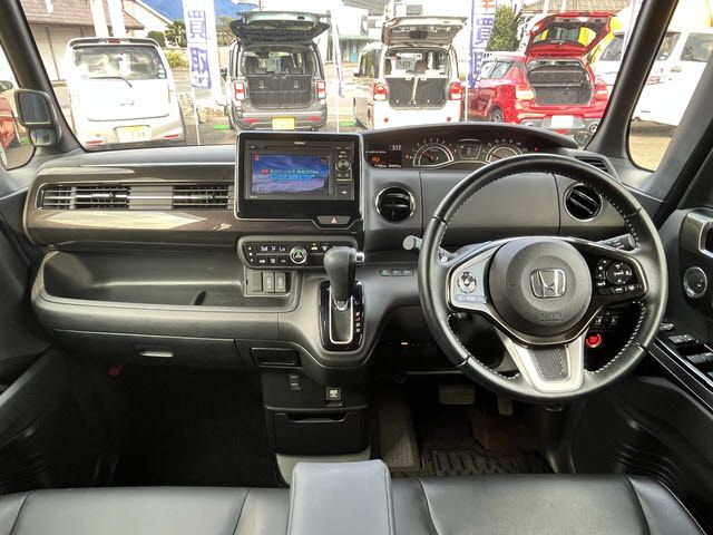 HONDA N BOX CUSTOM 2019