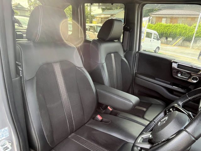 HONDA N BOX CUSTOM 2019