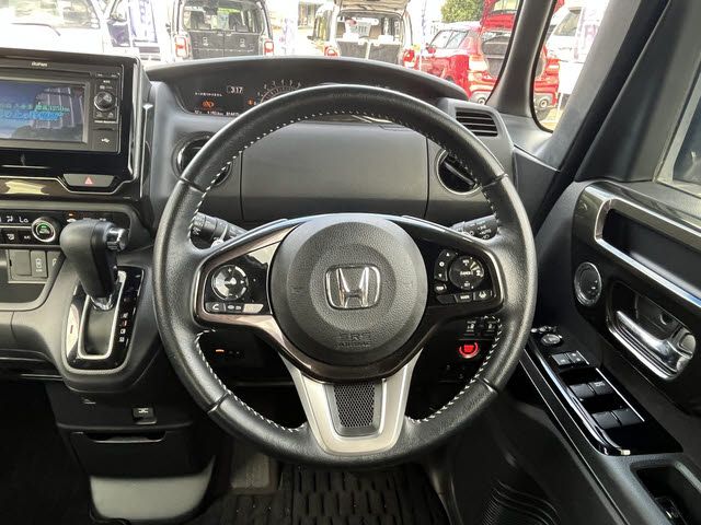 HONDA N BOX CUSTOM 2019