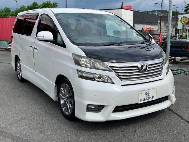 TOYOTA VELLFIRE 2010