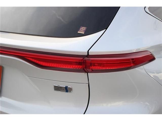 TOYOTA HARRIER HYBRID 2023