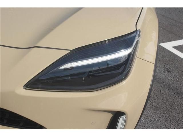 TOYOTA YARIS CROSS HYBRID 2021