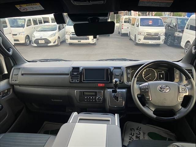 TOYOTA HIACE van 2WD 2025