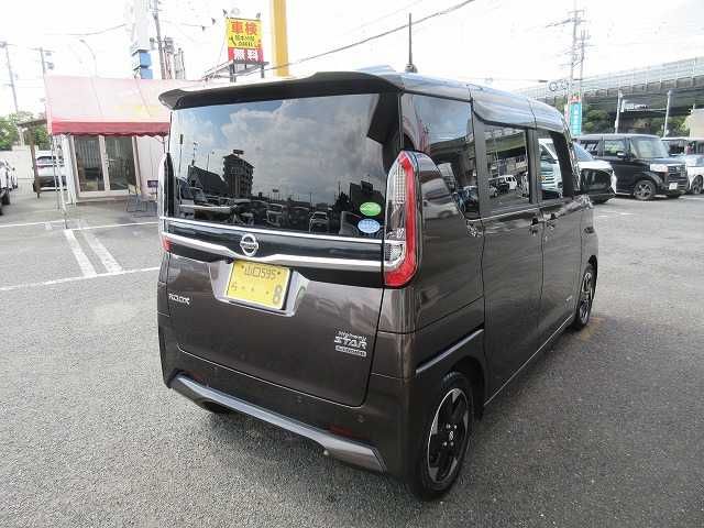NISSAN ROOX 2020