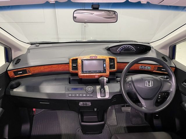 HONDA FREED 2014