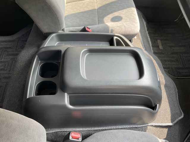 TOYOTA HIACE wagon 2019