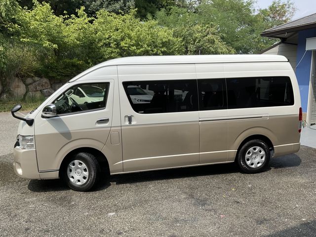 TOYOTA HIACE wagon 2019
