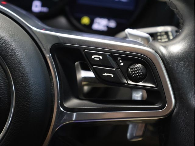 PORSCHE PORSCHE Macan 2021