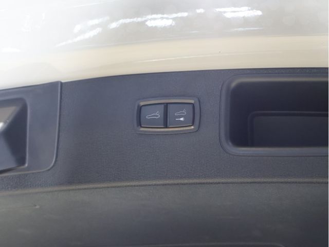 PORSCHE PORSCHE Macan 2021