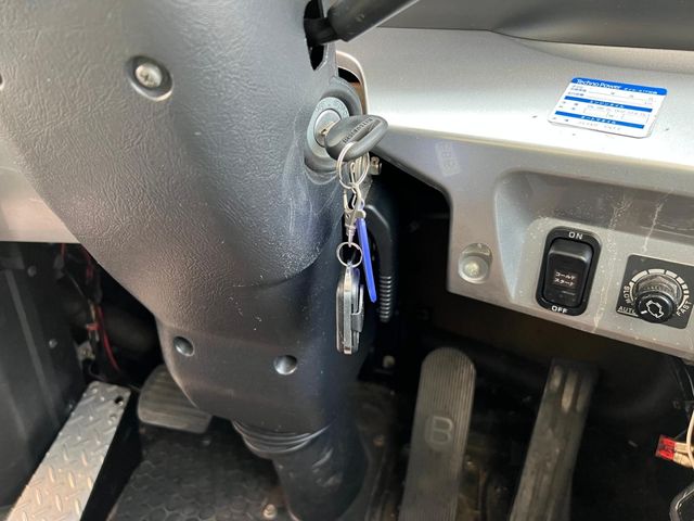 MITSUBISHI FUSOU AERO ACE 2008