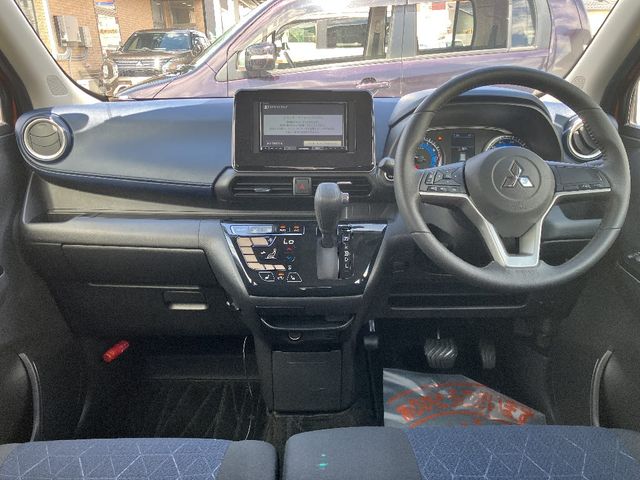 MITSUBISHI ek X 2020