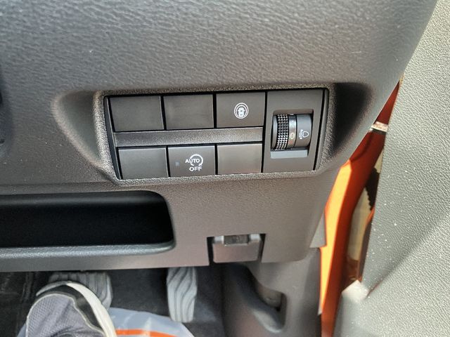 MITSUBISHI ek X 2020