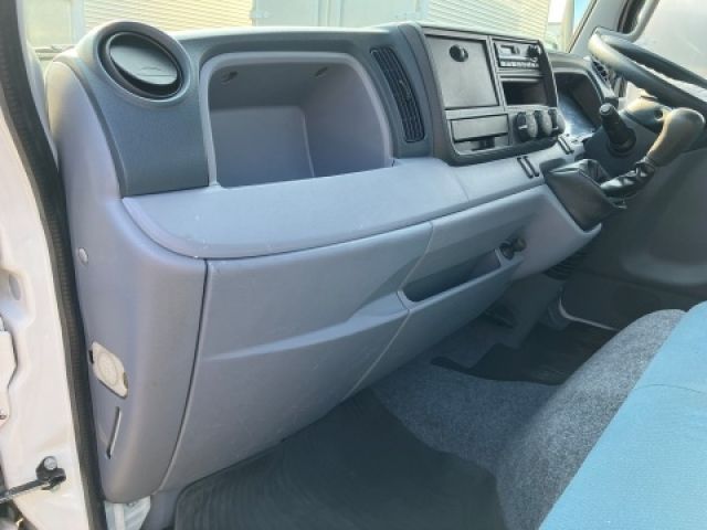 MITSUBISHI CANTER 2013