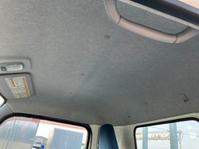 MITSUBISHI CANTER 2013