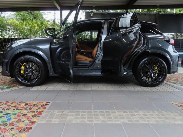 TOYOTA LEXUS LBX 2025