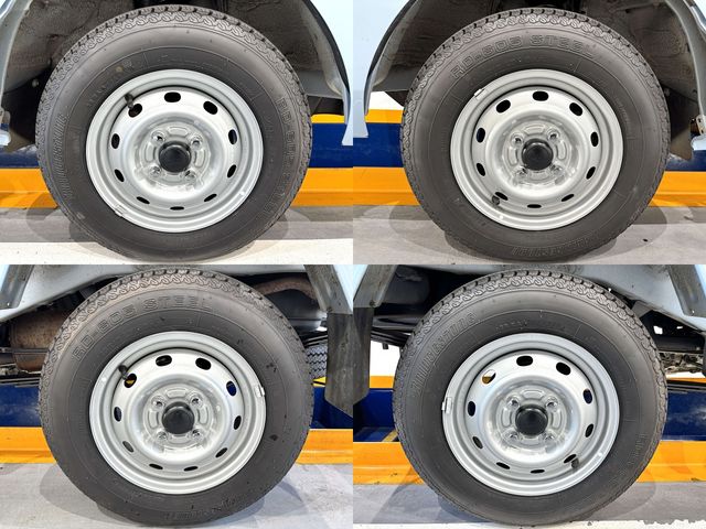 DAIHATSU HIJET truck 4WD 2016