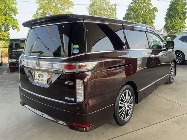 NISSAN ELGRAND 2014