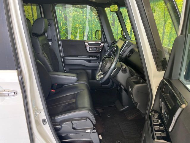 HONDA N BOX CUSTOM 2018