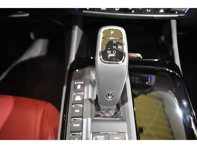 MASERATI MASERATI Levante 2024