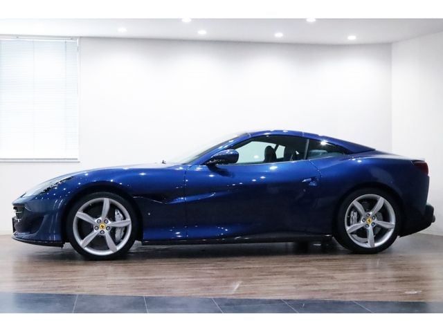 FERRARI FERRARI Portofino 2021