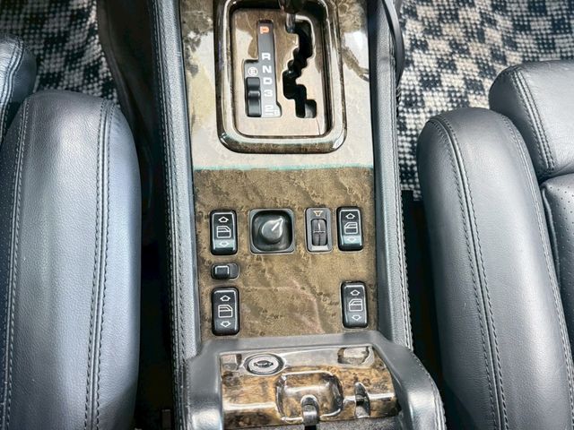 MERCEDES BENZ MERCEDES BENZ E class sedan 1994