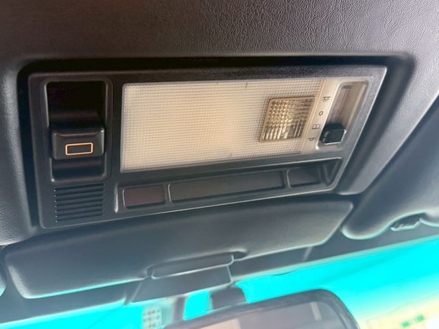 MERCEDES BENZ MERCEDES BENZ E class sedan 1994