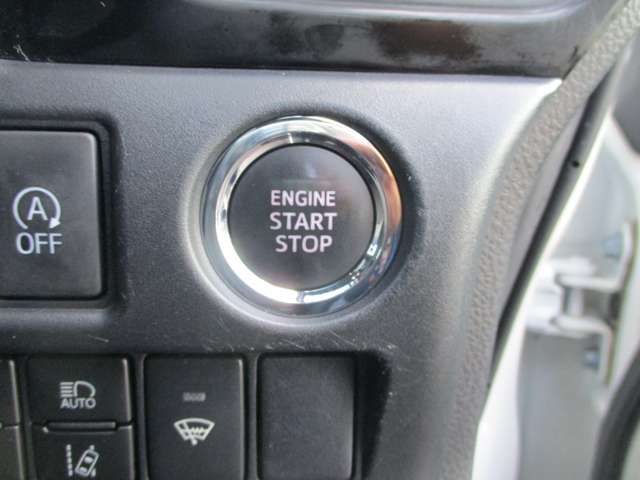 TOYOTA VOXY 4WD 2018