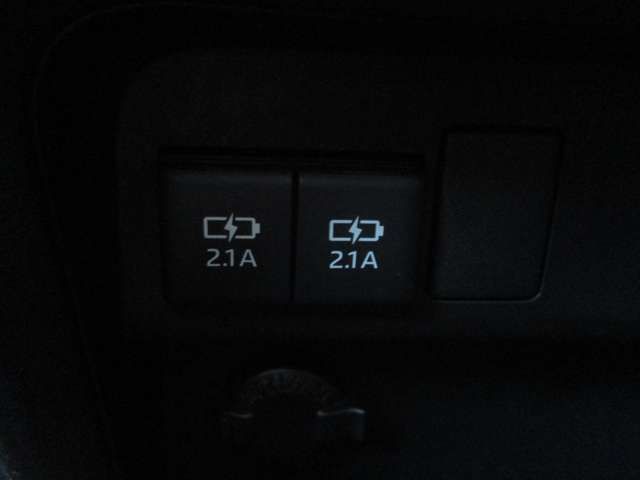 TOYOTA VOXY 4WD 2018