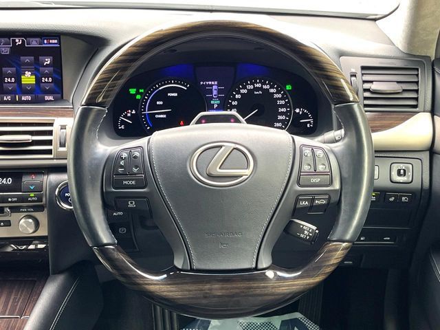 TOYOTA LEXUS LS600h 2013
