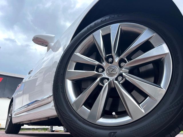 TOYOTA LEXUS LS600h 2013