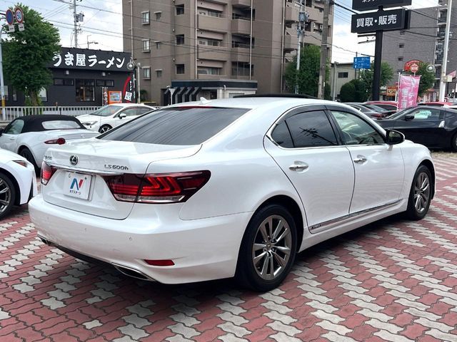 TOYOTA LEXUS LS600h 2013